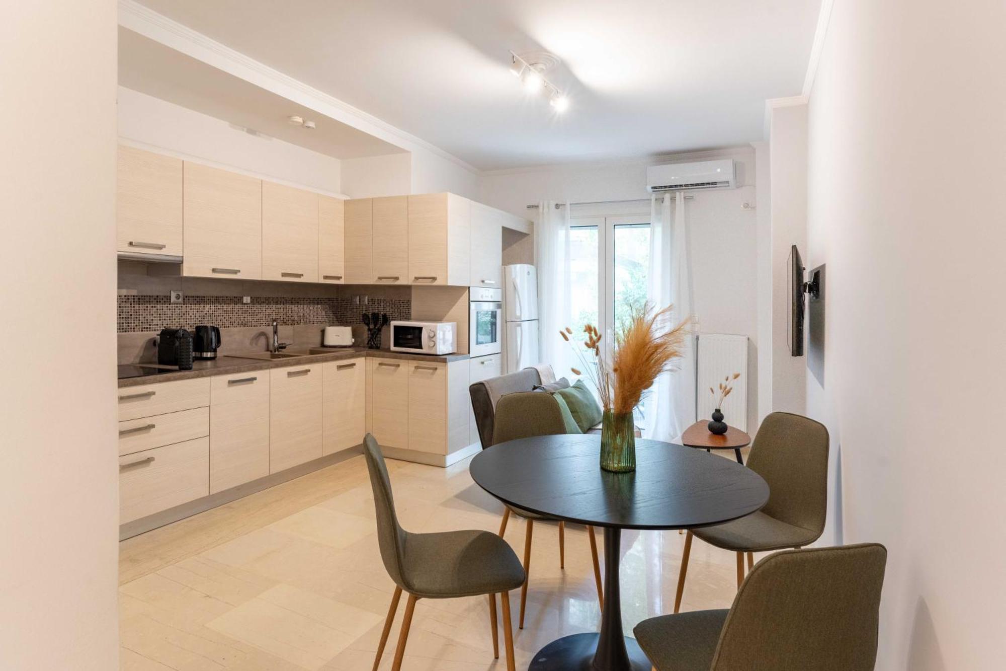 Phaedrus Living Alimos Edem Flat * Athens